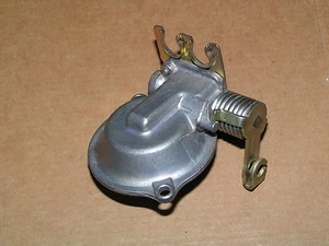 HONDA 1985 HONDA CH80 CH 80 ELITE SCOOTER CARBURETOR CARB TOP COVER  - Picture 1 of 3