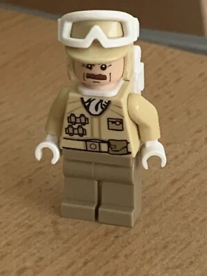 Lego Star Wars figure SW0425 SW425 Hoth Rebel Trooper (9509) - Image 1 of 2