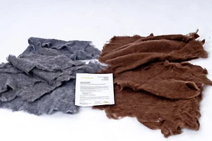 Gotland Schafwolle Merino Wolle grau und rotbraun Kammware - Bild 1 von 1