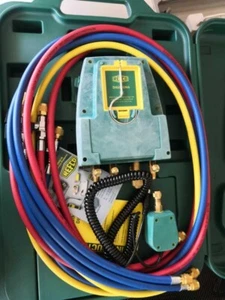 DIGITAL MANIFOLD BRAND NEW REFCO DIGIMON4 3 CLAMP VAC FOUR VALVE - Picture 1 of 3