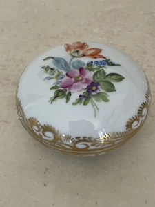 HEREND HUNGARY PRINTEMPS ROUND RING BOX TRINKET BOX GOLD TRIM - Picture 1 of 12