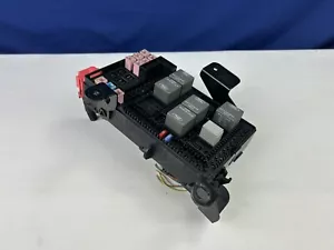 OEM 2005 2007 Ford F250 6.0L Diesel Fuse Box 6C3T-14A067-BD FUSES RELAYS TESTED - Picture 1 of 13