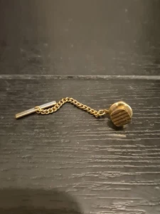 Tie Tack Pin with Chain - Gold Ridged Square - Picture 1 of 3