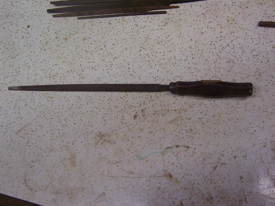 SQUARE STEEL FILE W/ HANDLE - Image 1 of 2