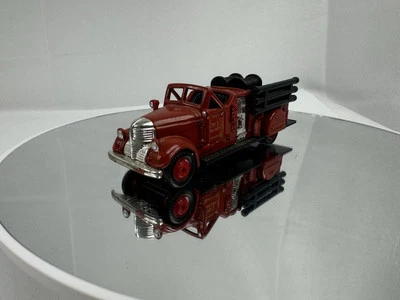 Vintage Readers DIgest High Speed Diecast 1939 Ward LaFrance Fire Truck - #HF430 - Image 1 of 4