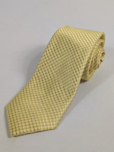 Madison 100% Silk Neck Tie Yellow Textured Embroidered Classic Width Length Mens - Picture 1 of 4