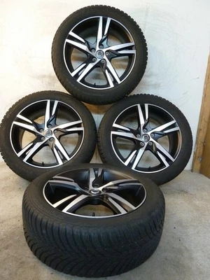 Original Volvo XC40 Winterräder 235/50R19 2x8 mm 2x6,5 mm DOT 0525 Np. 2.190,-- - Bild 1 von 4
