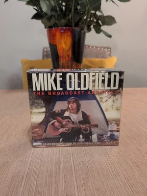 Mike Oldfield – The Broadcast Archives - Classic Live Recordings From The 1970s, - Image 1 of 4