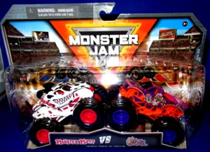 MONSTER JAM DOUBLE 1:64 MONSTER MUTT DALMATIAN VS CALAVERA SERIES 29 NEW 2024 - Picture 1 of 4