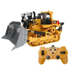 2.4G 1/24 Scale RC Bulldozer Model Kits Hobby Model Alloy Tractor Toy Gift