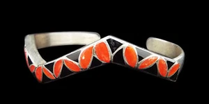 Coral and Jet Lightning Bolt Bracelet - Zuni Handmade - Picture 1 of 7