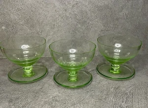 Vintage Green Glass Desert Bowls X 3 Panelled Design Very Nice Condition - Picture 1 of 14