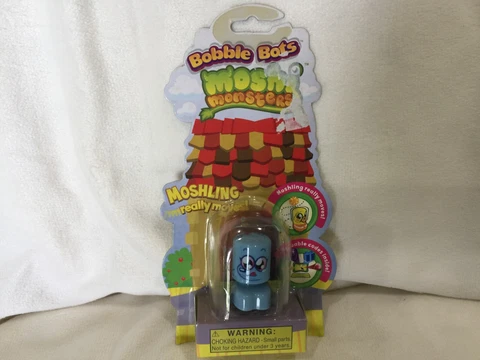 MOSHLING Bobble Bots Moshi Monsters Snookums #10 Unopened on Card HTF RARE New Cover
