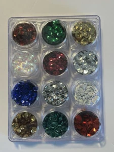 Großes Set Pailletten viele Farben & Größen perfekt für Urlaub Basteln Brandneu!! - Bild 1 von 4