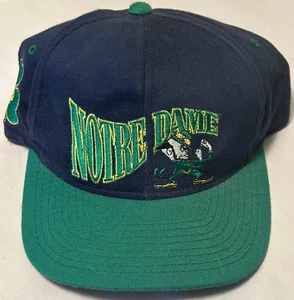 Cappello berretto vintage Notre Dame Fighting irlandese con coperchi strapback taglia unica made in USA - Foto 1 di 9