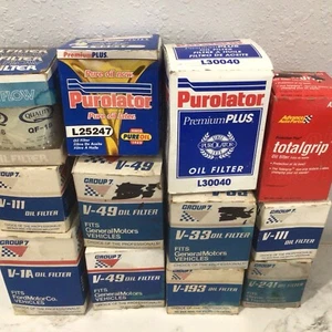 12-Vintage Group 7 , Purolator Engine Oil Filters - GM, Ford, Chrysler, Toyota - Picture 1 of 8