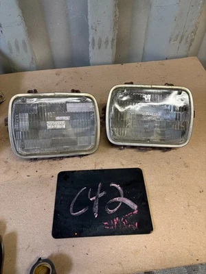 1983 1987 86 Chevrolet Gmc K5 K10 C10 K30 C30 grandes montagens de farol de feixe selado - Imagem 1 de 4