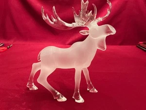 Statuina alce scolpito finitura satinata smerigliata 11" acrilico lucite - Foto 1 di 8