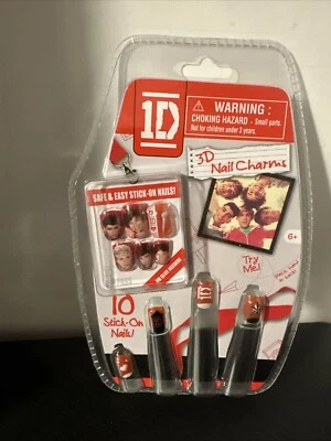 Nuevo 1D One Direction Stick On 3D Dijes de Uñas Wish Factory 2012 10 unidades Foto 1 de 3
