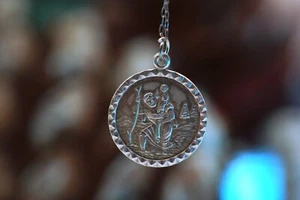 Vintage Sterling Silver 925 Pendant Necklace St Christopher 3.36g - Picture 1 of 11