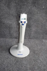 Eppendorf Repeater Stream w/stand (no Power supply) #214327-AR3 - Picture 1 of 6