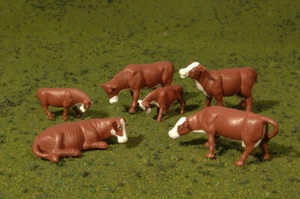 Bachmann Trains COWS - BROWN & WHITE - HO SCALE - pack of 6  33102  NIB NEW - Picture 1 of 2