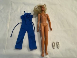 THE SIX MILLION DOLLAR MAN BIONIC WOMAN -JAMIE SOMMERS W/ Chips B107 - Picture 1 of 13