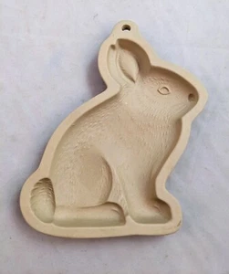 Prensa de cerámica para galletas Wilton 1997 Bunny Rabbit molde de chocolate 7" x 4,5" vintage - Imagen 1 de 2