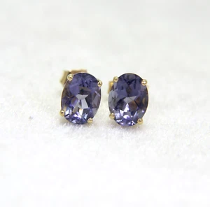 9ct Gold Blueberry Quartz Stud Earrings - Picture 1 of 4