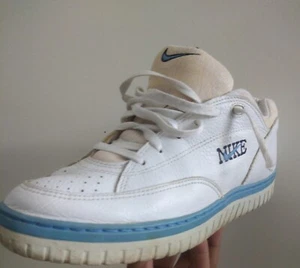 Vintage Nike Sneakers 90s - Picture 1 of 19