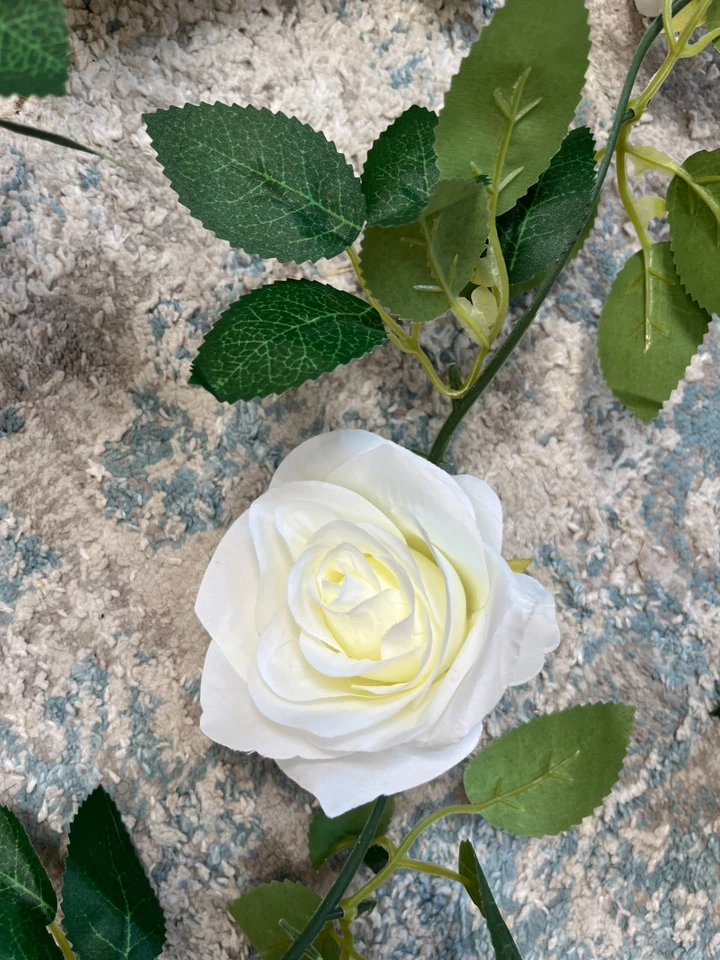 Guirnalda Rosa Blanca 3 Piezas 24 Pies Total Flor Artificial Decoración  Foto 1 de 4