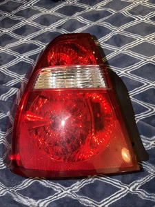 2004-2008 Chevrolet Malibu Rear Left Driver Side Tail Light Assembly 16531145 - Picture 1 of 3