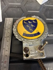 VINTAGE 1960s SUSSEX COUNTY CRICKET CLUB CAR BADGE~OLD SCCC EMBLEM JR GAUNT 7L - Picture 1 of 3