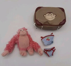 BRATZ 2002 Slumber Party Meygan Plush Orangutan Suitcase Outfit - Picture 1 of 10