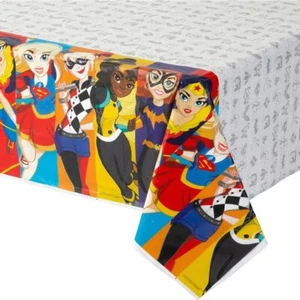 243x137cm Disposable PVC Tablecloth Kids DC Super Heroes Girls & 59mm Badge - Picture 1 of 3