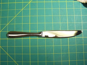 Oneida BAGUETTE 18/10 Edelstahl Tafelmesser Center Ridge Silberbesteck 9 1/2" lang - Bild 1 von 7