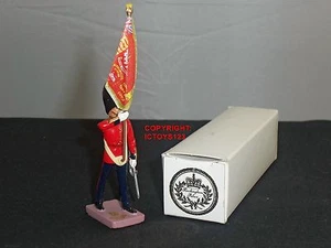 FIGURA DE SOLDADO DE JUGUETE DE METAL DEL PALACIO DE BUCKINGHAM LONDRES GUARDIÁN DE LA BANDERA DEL PALACIO BRITÁNICO - Imagen 1 de 1