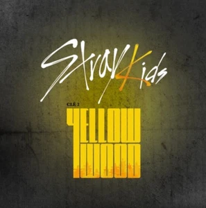 STRAY KIDS Album [Cle 2 : Yellow Wood] Normal Ver. CD+P.Book+3p QR P.Card + Gift - Imagen 1 de 7