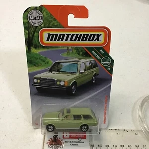 2018 MATCHBOX MBX ROAD TRIP #9 GREEN MERCEDES BENZ W123 WAGON 1/64 DIECAST - Picture 1 of 4