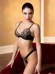 Sexy pin up GIRL lovely LINGERIE Jeunes filles nues Brochure 2024 collector 💕💕 - Picture 1 of 17