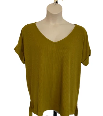 Zenana  3X Stretch Ribbed Poly Blend Hight Low Top Short Sleeves, V Neck - Image 1 of 2