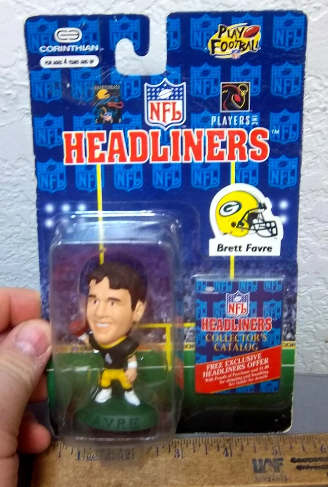 1996 Brett Favre Corinthian Headliners Figure Green Bay Packers