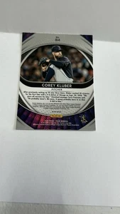 Panini Prizm Baseball Corey Kluber Brilliance #B4 - Bild 1 von 2