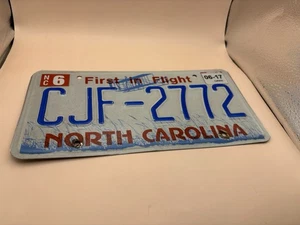 2017 North Carolina NC NUMMERNSCHILD CJF-2772 FIRST IN FLIGHT - Bild 1 von 2