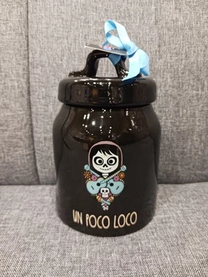 Rae Dunn Disney Halloween Pixar Coco Miguel Un Poco Loco 7" Tarro Bote NUEVO Foto 1 de 4