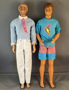 Two Vintage Ken Dolls W Clothes Blonde & Brown Hair Boyfriends  - Bild 1 von 19