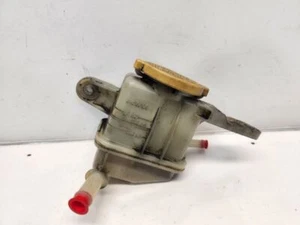 2009 Subaru Legacy (2.5L / AT / EJ253) Power Steering Reservoir W/ Cap - Bild 1 von 12