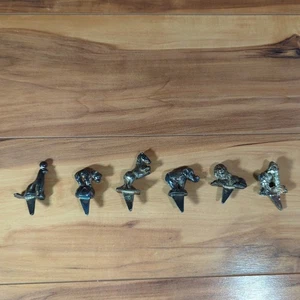 6 candelabros vintage tono plata adornos para pasteles, mono, caballo, foca, león, oso + - Imagen 1 de 7