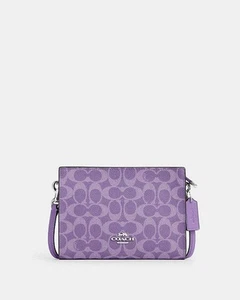Neu mit Etikett Coach schmale Umhängetasche aus charakteristischem Canvas lila Iris silber CBl12 - Bild 1 von 11