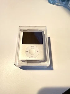 apple ipod nano 3rd generation 4gb - Picture 1 of 4
